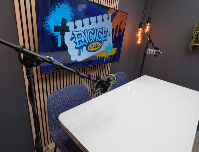 Engage Studio-Estudio de Podcast-Postcasts-Estudio de Grabación81